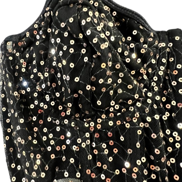 Black Sequin Crop Top. Gold sequins. Lined cups with sheer bodice with boning - Picture 8 of 9